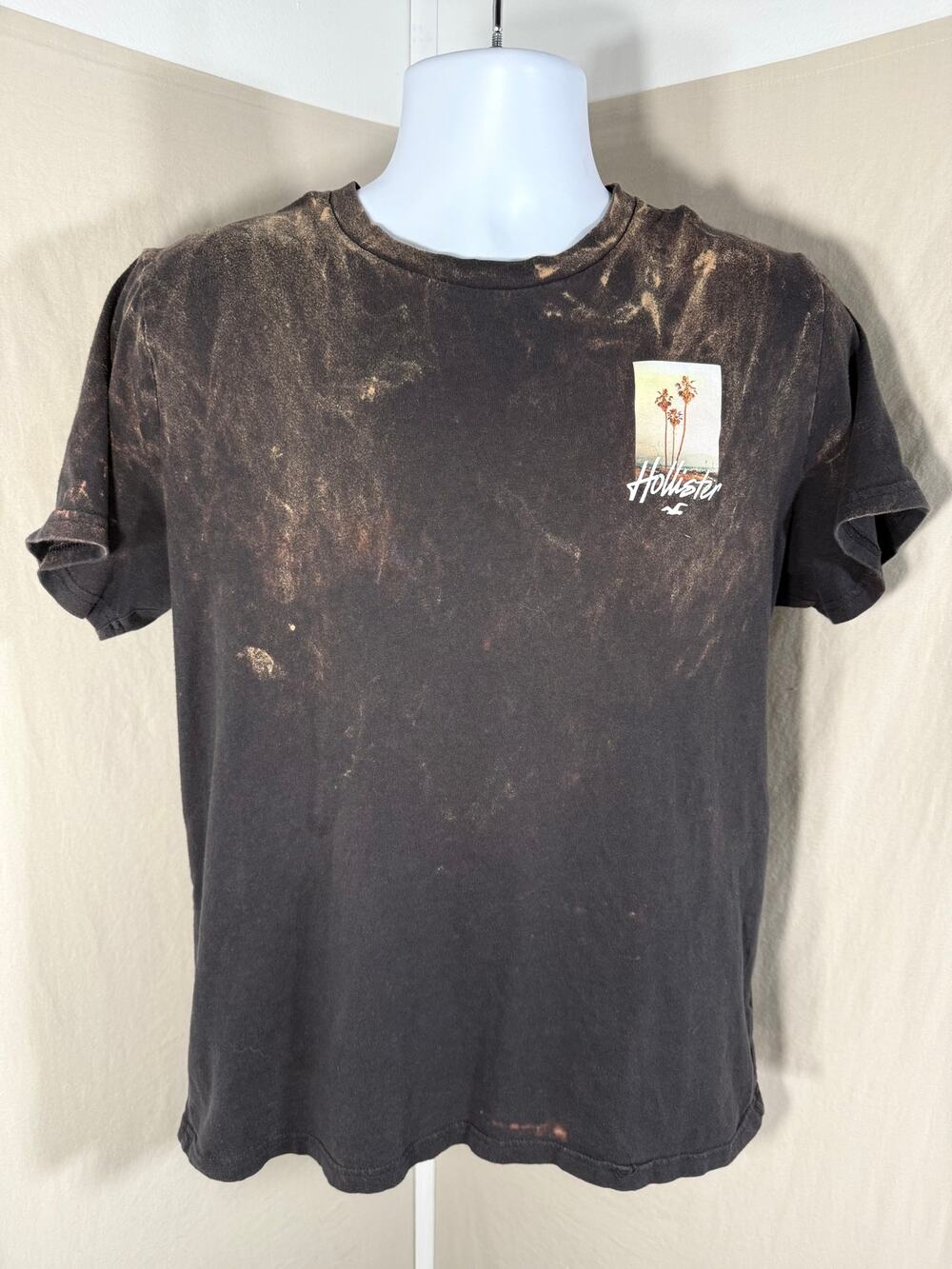 Hollister California Palm Tree Graphic T-Shirt Black Bleach Acid Wash Size L